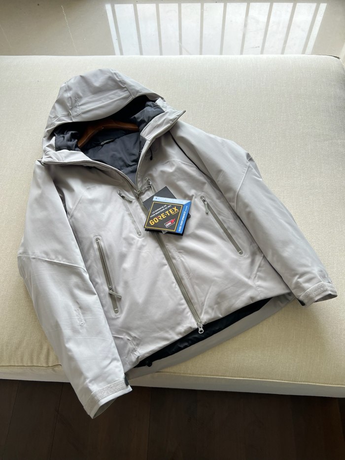 NIGO Arcteryx Autumn And Winter Solid Color Zipper Waterproof Windproof Long-Sleeved Hooded Jacket #nigo74673