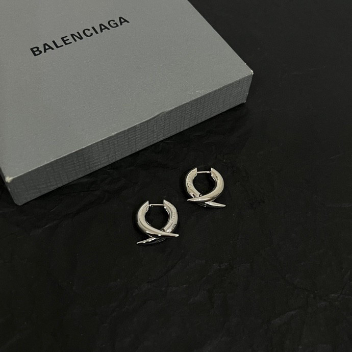 NIGO Balenciaga Men's Simple Metal Solid Color Letter Print Earrings Jewelry #nigo74688