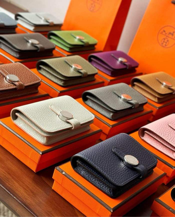 NIGO Hermes Dogon Women's Silver Buckle Togo Cowhide Solid Color Card Case Wallet Bag Bags #nigo74813