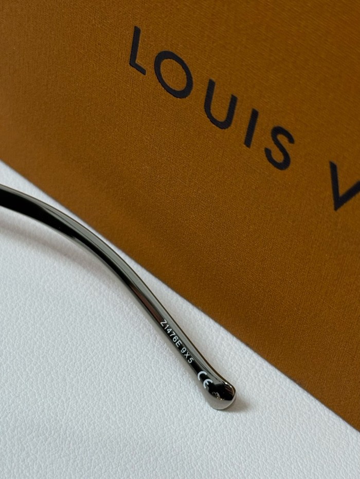 NIGO Louis Vuitton Women's Lens Legs Gold Hollow Out Design Irregular Shape Sunglasses Eyeglasses Glasses #nigo74943