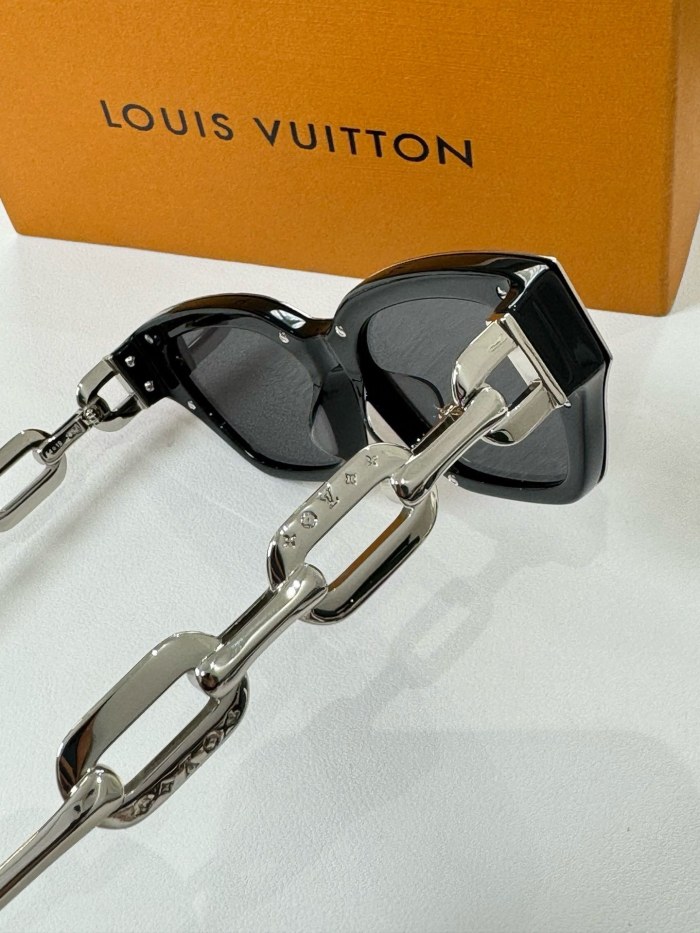 NIGO Louis Vuitton Women's Lens Legs Gold Hollow Out Design Irregular Shape Sunglasses Eyeglasses Glasses #nigo74943