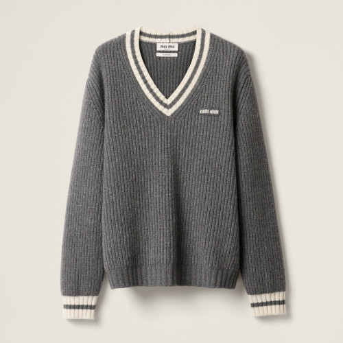 NIGO MiuMiu Women's Spring and Autumn Letter Printed V-Neck Casual Long Sleeve Cashmere Sweater Top #nigo75114