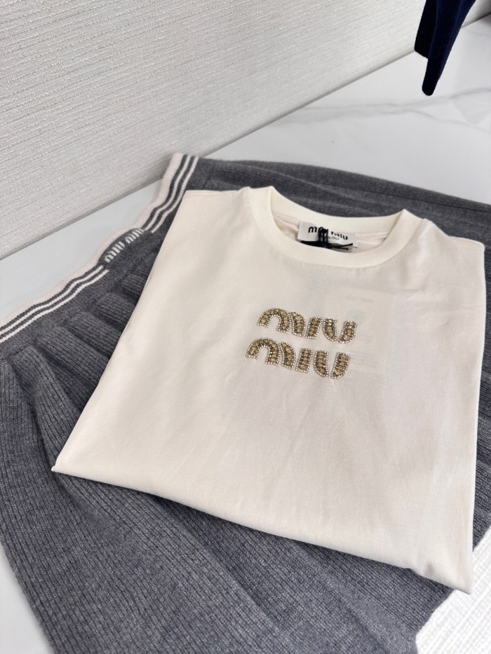 NIGO MiuMiu Women's Summer Solid Color Embroidery Beaded Letter Print Round Neck Short Sleeve T-Shirt #nigo75117