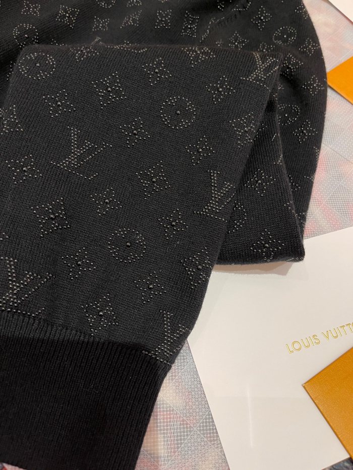 NIGO Louis Vuitton Men's Spring and Autumn Rhinestone Letter Logo Printed Round Neck Long Sleeve Sweater #nigo75138