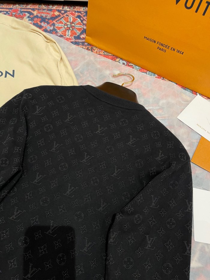NIGO Louis Vuitton Men's Spring and Autumn Rhinestone Letter Logo Printed Round Neck Long Sleeve Sweater #nigo75138