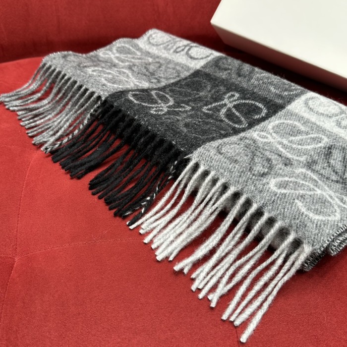 NIGO Loewe Women's Reversible Checkerboard Pattern Wool Fleece Scarf #nigo75144
