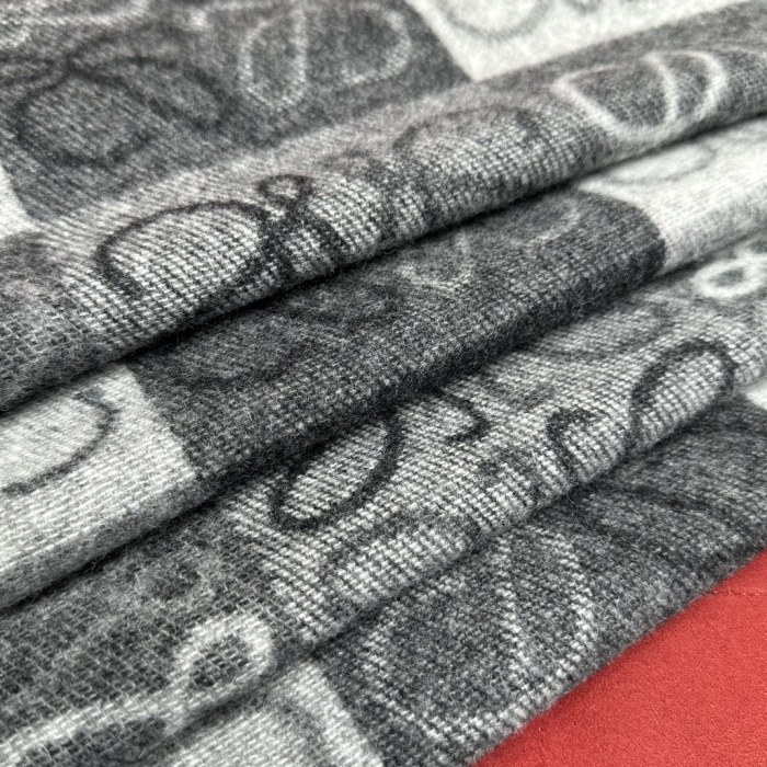 NIGO Loewe Women's Reversible Checkerboard Pattern Wool Fleece Scarf #nigo75144