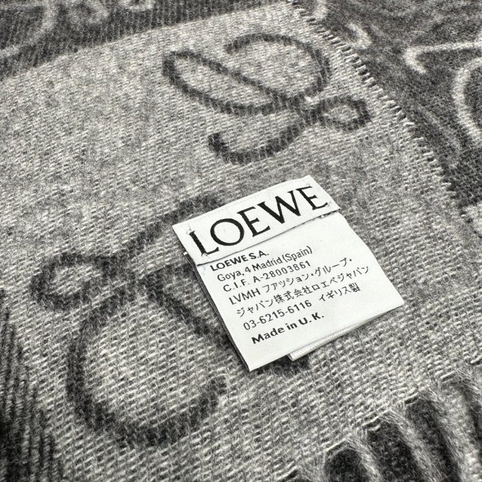 NIGO Loewe Women's Reversible Checkerboard Pattern Wool Fleece Scarf #nigo75144
