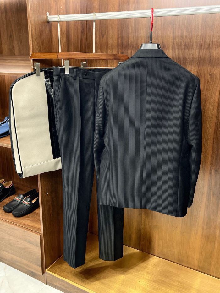 NIGO Louis Vuitton Men's Spring and Autumn Striped Solid Color Lapel Single Breasted Blazer Jacket Casual Pants Ngvp #nigo9897