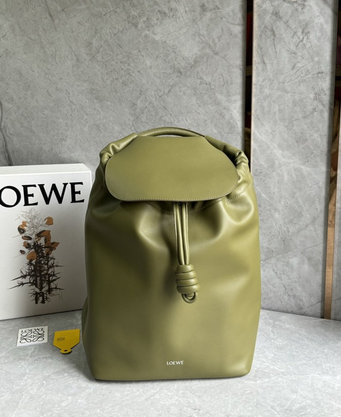 NIGO Loewe Flamenco Men's Solid Color Monogrammed Logo Drawstring Closure Solid Color Soft Cowhide Shoulder Bag Bag #nigo75248