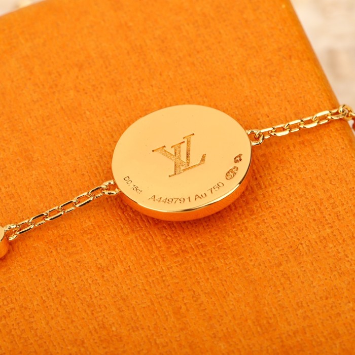 NIGO Louis Vuitton COLOR BLOSSOM BB MULTI-MOTIFS Women's Shell Diamond Set Bracelet Jewelry #nigo75312