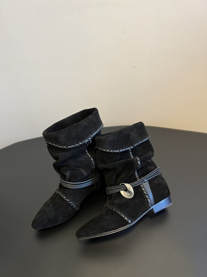 NIGO Isabel Marant Women's Fashion Trend Pleated Suede Temperament Short Boots Spring Summer Pointed Toe Leather Knight Boots Shoes #nigo81111