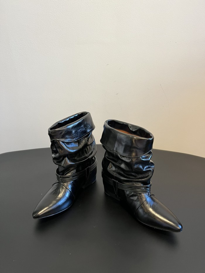 NIGO Isabel Marant Women's Fashion Trend Pleated Suede Temperament Short Boots Spring Summer Pointed Toe Leather Knight Boots Shoes #nigo81111