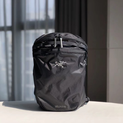 NIGO Arcteryx Men's And Women's Solid Color Embroidered Logo Outdoor Multifunctional Boarding Hiking Nylon Shoulder Bag Bags #nigo75342
