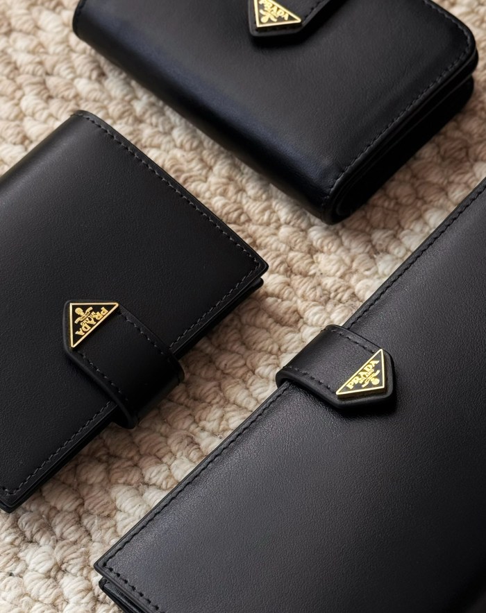 NIGO Prada Men's Triangle Logo Black Leather Coin Purse Card Case Bag Bags #nigo75361