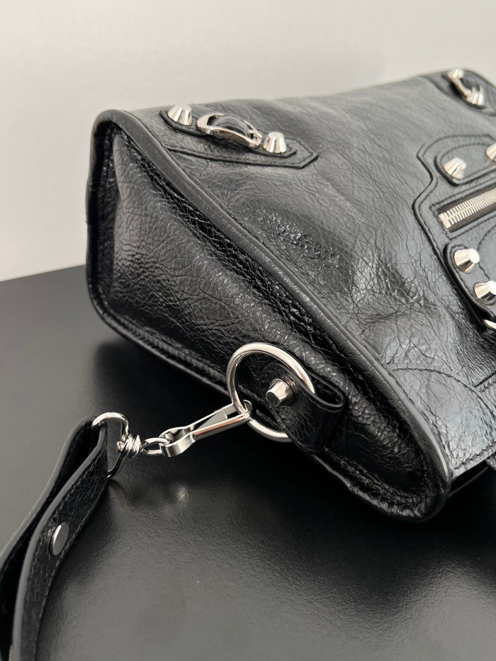 NIGO Balenciaga Men's And Women's Solid Color Zipper Closure Adjustable Detachable Shoulder Strap Goatskin Shoulder Handbag Bag Bags #nigo75368