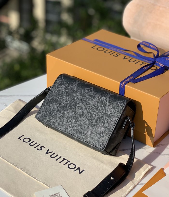 NIGO Louis Vuitton Steamer Men's Solid Color Classic Letter Printed Buckle Adjustable Shoulder Strap Coated Canvas with Cowhide Trim Shoulder Crossbody Bag Bags #nigo75369