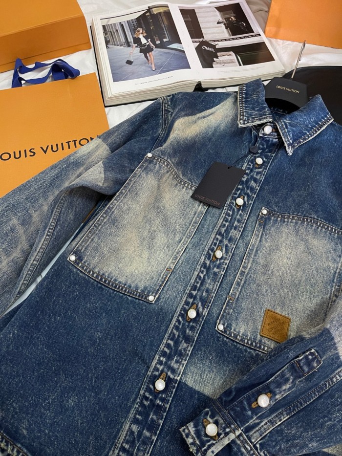 NIGO Louis Vuitton Men's Spring And Fall Blue Logo Badge Lapel Single Breasted Gradient Long Sleeved Shirt Jacket #nigo75392