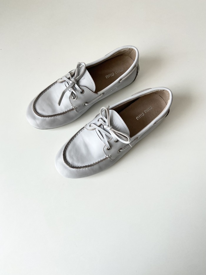 NIGO MiuMiu Women's Spring And Summer Solid Color Round Head Overfoot Low Top Lace Up Loafers Shoes #nigo75441