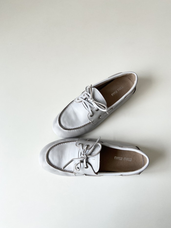 NIGO MiuMiu Women's Spring And Summer Solid Color Round Head Overfoot Low Top Lace Up Loafers Shoes #nigo75441