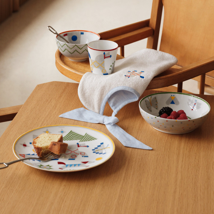 NIGO Hermes Animaux Nattes Colorful Animal Pattern Printed Bone China Material Dessert Plate, Cereal Plate, Dinner Bowl, Flat Bottom Cup Four Pieces Set Accessories #nigo75466