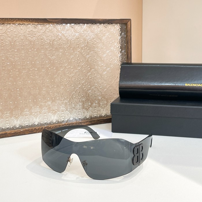 NIGO Balenciaga Women's Solid Color Lens Legs Logo Print Irregular Shape Sunglasses Eyeglasses Glasses #nigo75575