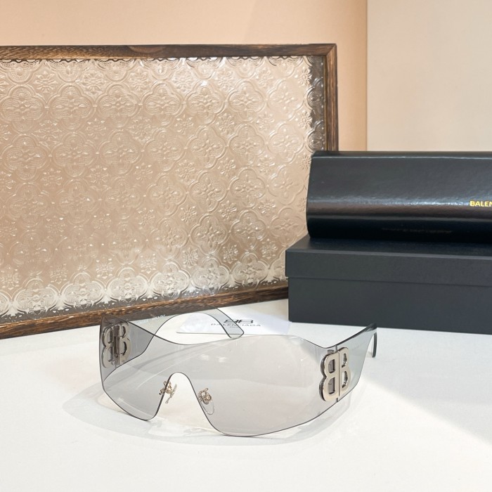 NIGO Balenciaga Women's Solid Color Lens Legs Logo Print Irregular Shape Sunglasses Eyeglasses Glasses #nigo75575