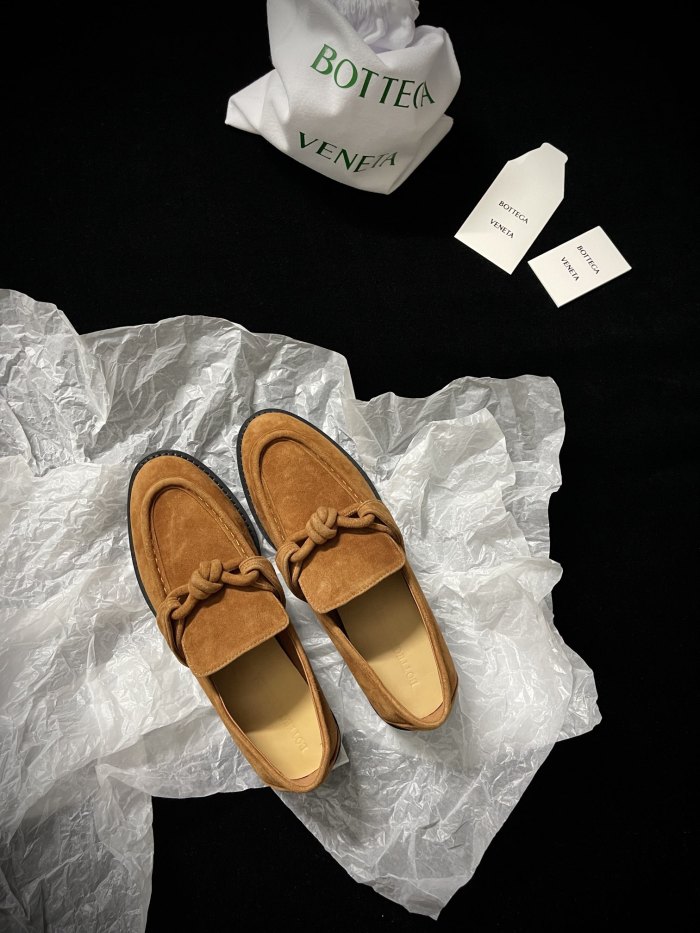 NIGO Bottega Veneta Men's Spring/Summer Solid Color Suede Round Head Over-Toe Loafers Shoes #nigo75651