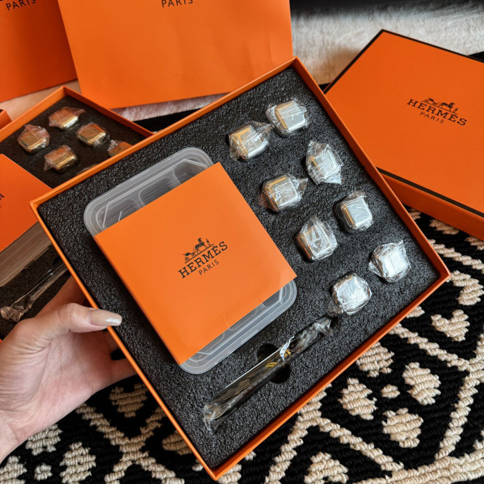 NIGO Hermes Monogrammed Solid Color Stainless Steel Ice Cube Gift Set #nigo75629