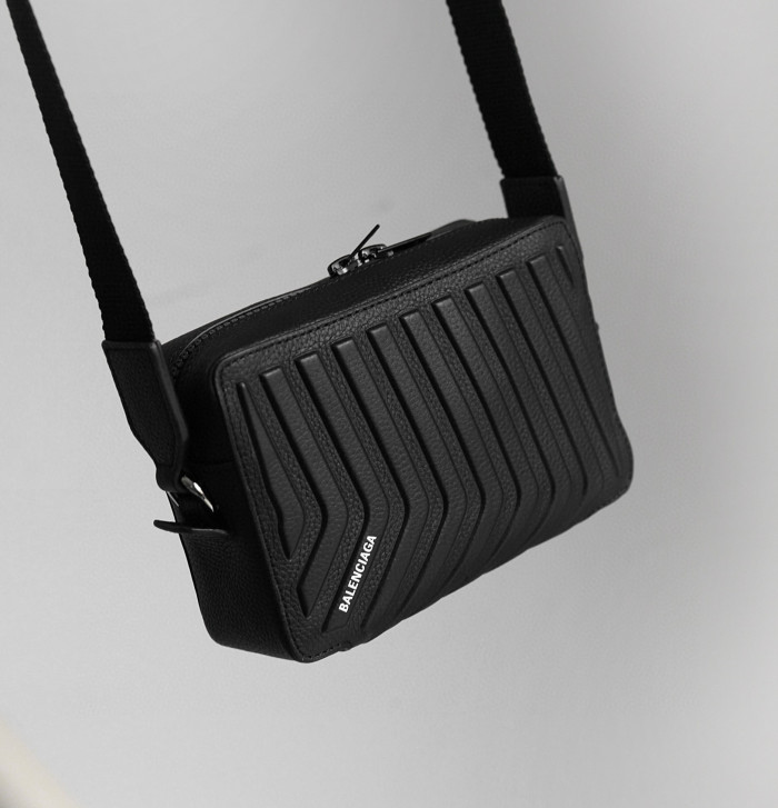 NIGO Balenciaga Men's Black Logo Embossed Shoulder Strap Leather Camera Bag Tote Shoulder Crossbody Bags #nigo75668