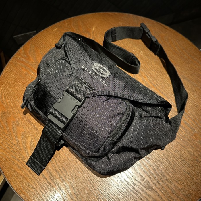 NIGO Balenciaga Men's And Women's Solid Color Adjustable Simple Flap Buckle Closure Nylon Shoulder Bag Waist Bags #nigo75675
