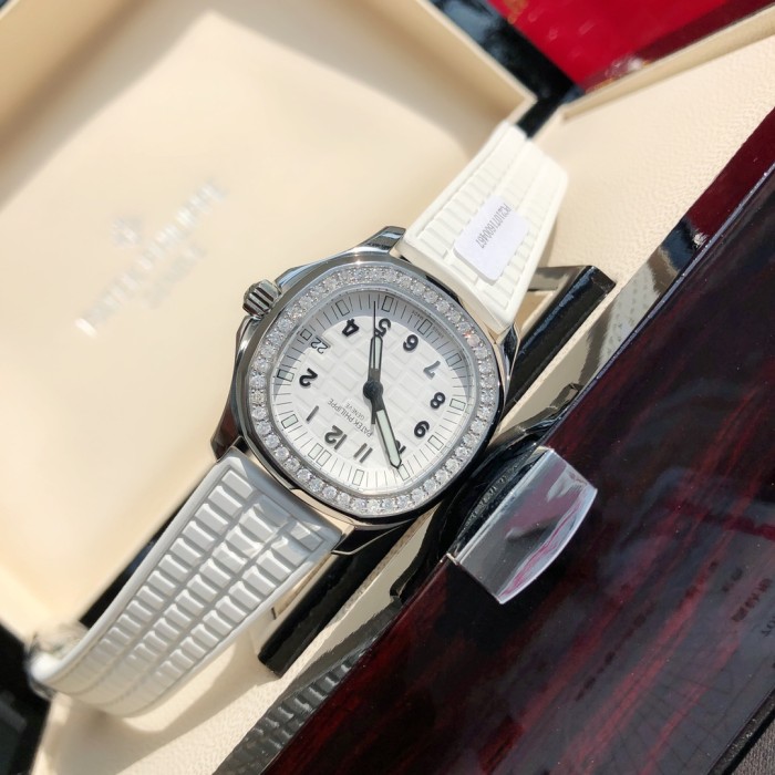 NIGO Patek Philippe Women's Quartz 100M Water Resistant Solid Color Dial Rubber Strap Watch #nigo75754