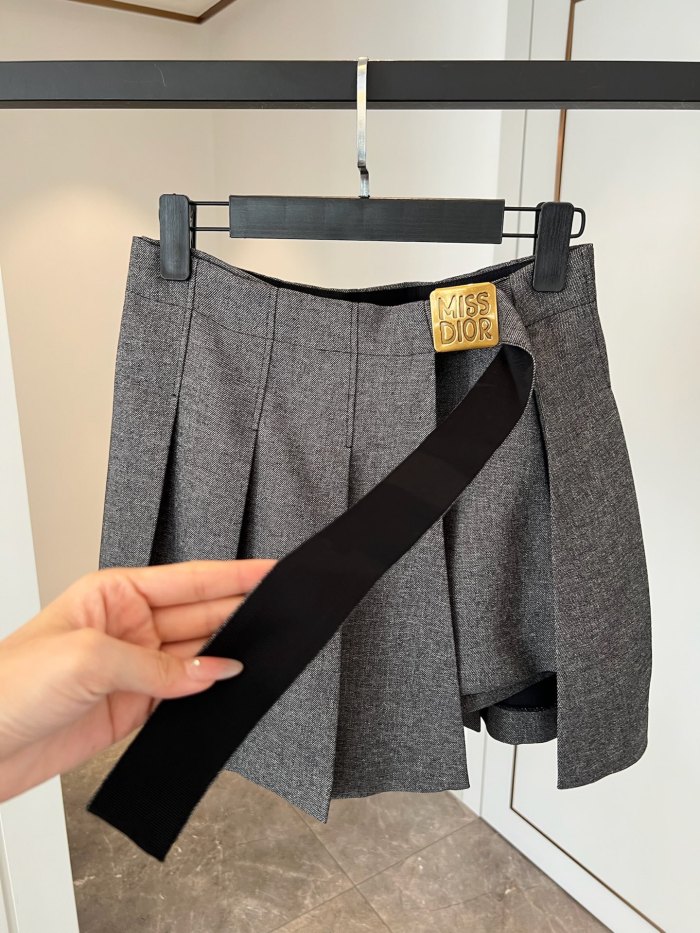 NIGO Dior Women's Summer Gold Logo Table Irregularly Shaped Hem Solid Color Casual Short Skirt #nigo75766