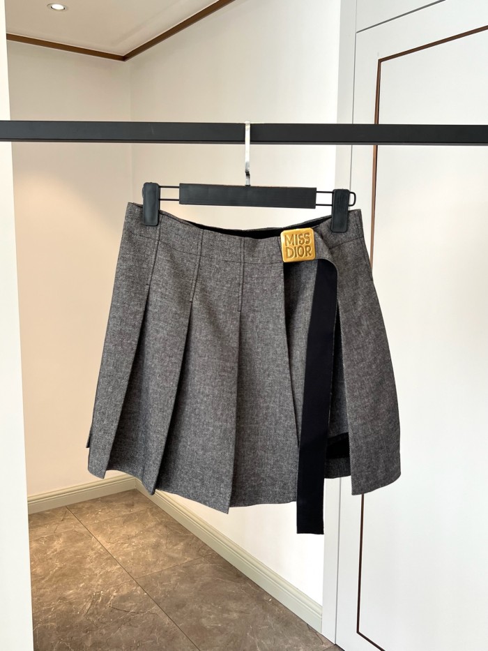 NIGO Dior Women's Summer Gold Logo Table Irregularly Shaped Hem Solid Color Casual Short Skirt #nigo75766