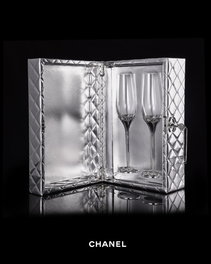 NIGO Chanel Solid Color Diamond Lattice Solid Wood Hard Case Champagne Glass Gift Box Set #nigo75845