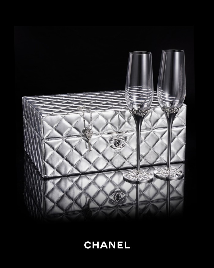 NIGO Chanel Solid Color Diamond Lattice Solid Wood Hard Case Champagne Glass Gift Box Set #nigo75845