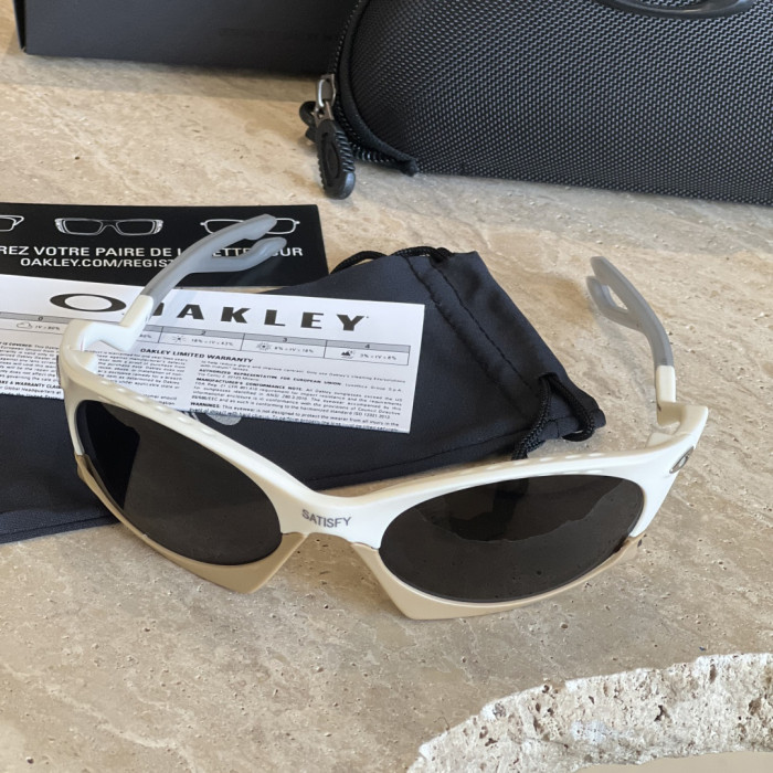 NIGO Oakley Plantaris Men's and Women's Solid Color Full Frame Design Oval Removable Nose Cover Sunglasses Eyeglasses Glasses #nigo75947