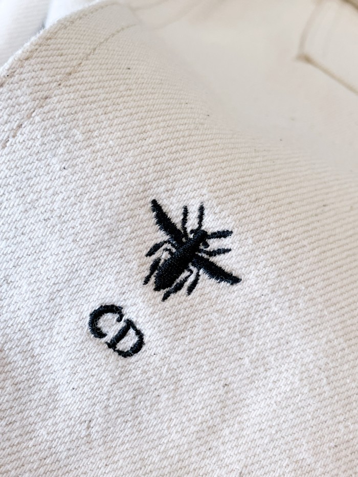 NIGO Dior Women's Autumn and Winter Bee Embroidery Hooded Loose Solid Color Single Breasted Long Sleeve Jacket #nigo75957