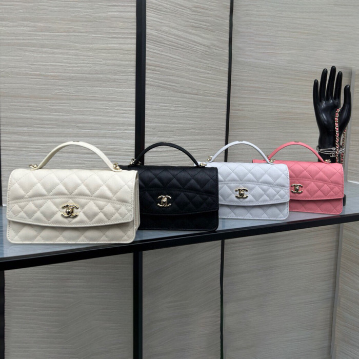 NIGO Chanel Chain Clutch Grain Embossed Calfskin With Gold Metal Logo Shoulder Crossbody Bag Fashion Temperament Pure Colour Spring Summer Bags AP4402Y #nigo81133