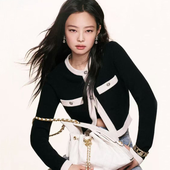 NIGO Chanel Women's Spring & Autumn Colorblocking Round Neck Single Breasted Cashmere Knit Long Sleeve Cardigan #nigo76224