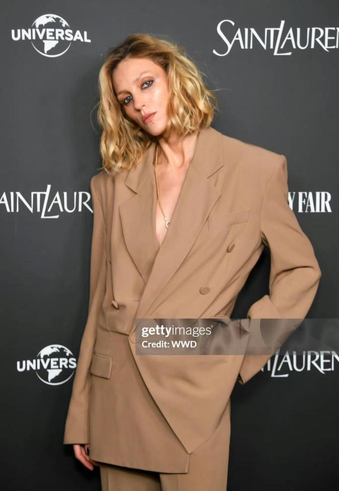 NIGO SAINT LAURENT Women's Spring And Autumn Solid Color Double-Breasted V-Neck Silk Crepe Long-Sleeved Blazer Jacket Ngvp #nigo1411