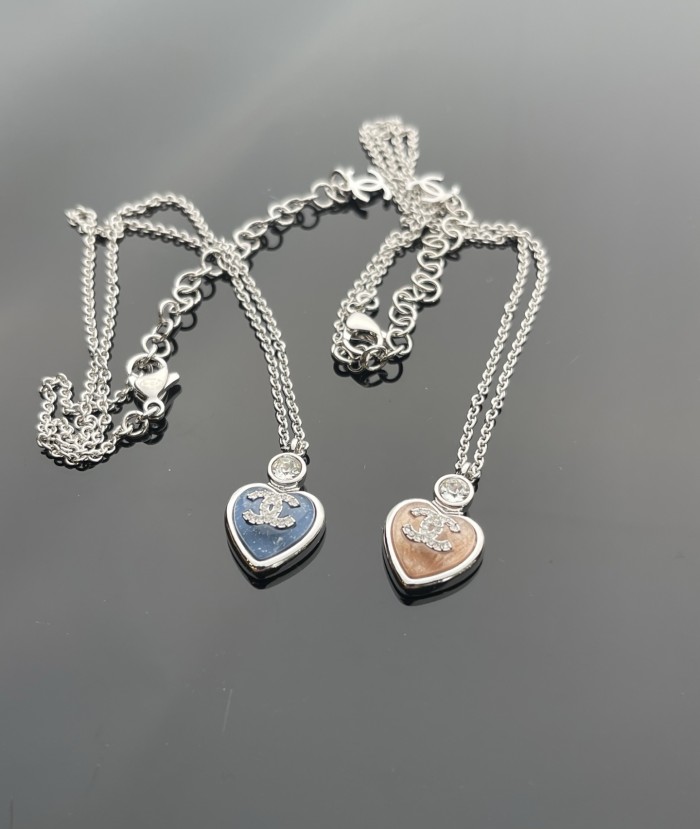 NIGO Chanel Women's Heart Design Pendant Double C with Diamonds Necklace Jewelry #nigo76289