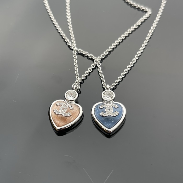 NIGO Chanel Women's Heart Design Pendant Double C with Diamonds Necklace Jewelry #nigo76289
