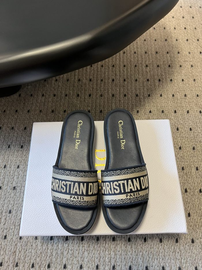 NIGO Dior Women's Alphabet Printed Round Head Colorblocking Thick Bottom One Slipper Sandals Shoes #nigo76299
