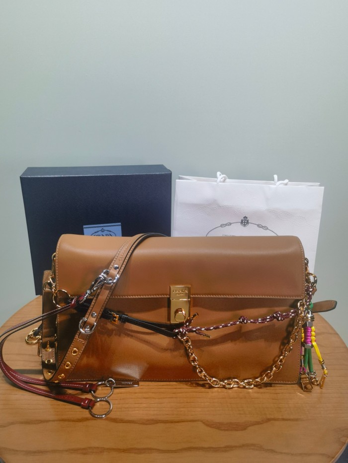 NIGO Prada Soft Sound Women's Metal Parts Snap Button Flap Closure Solid Color Leather Crossbody Shoulder Bag Bags #nigo76359