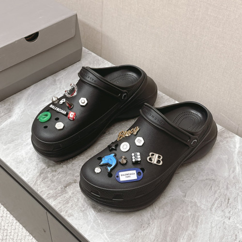 NIGO Balenciaga Men's And Women's Summer Solid Color DIY Graffiti Hole Beach Sandals Slippers Shoes #nigo76464