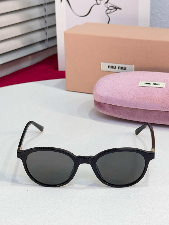 NIGO MiuMiu Women's Solid Color Legs Logo Design Acetate Oval Optical Frame Sunglasses Optical Eyewear Glasses #nigo76491