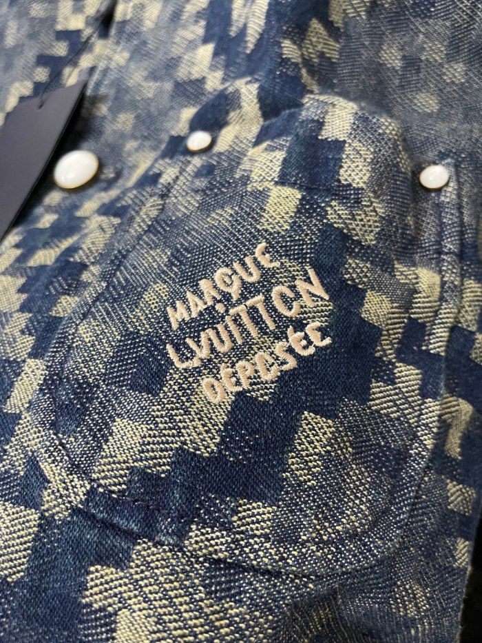 NIGO Louis Vuitton Men's Spring and Autumn Solid Color Snake Print Denim Single Breasted Long Sleeve Jacket Jeans Pants Suit Set #nigo76539