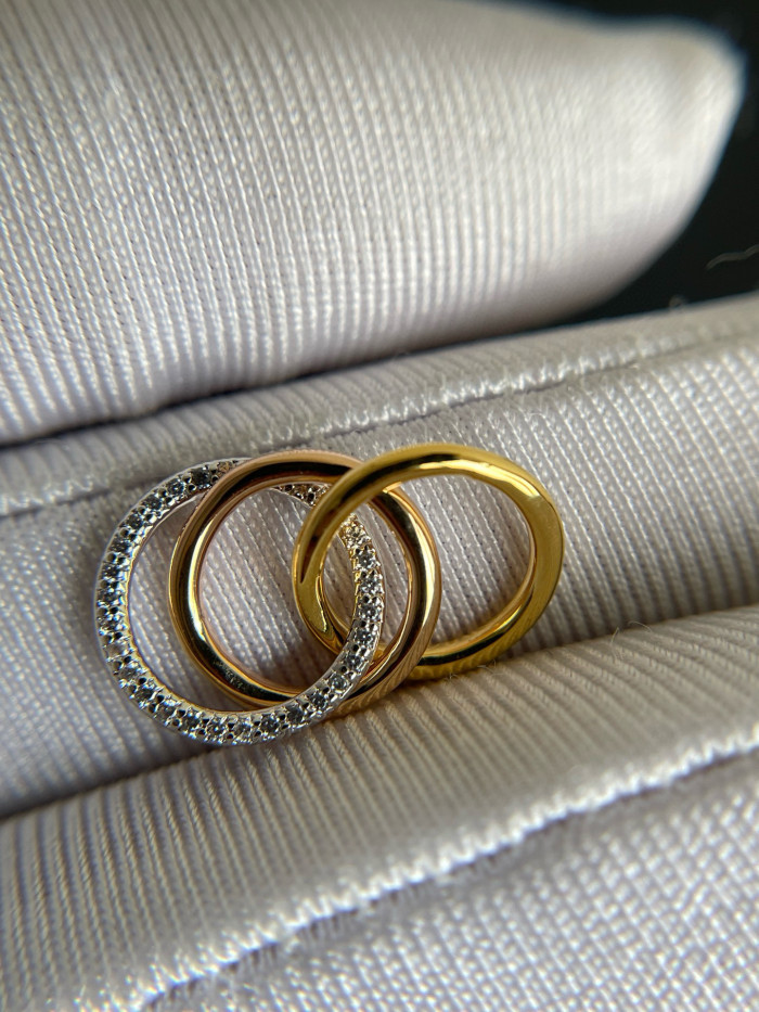 NIGO Cartier TRINITY Women's Semi-Pave Diamond Tri-color Triple Hoop Earrings Jewelry #nigo76548