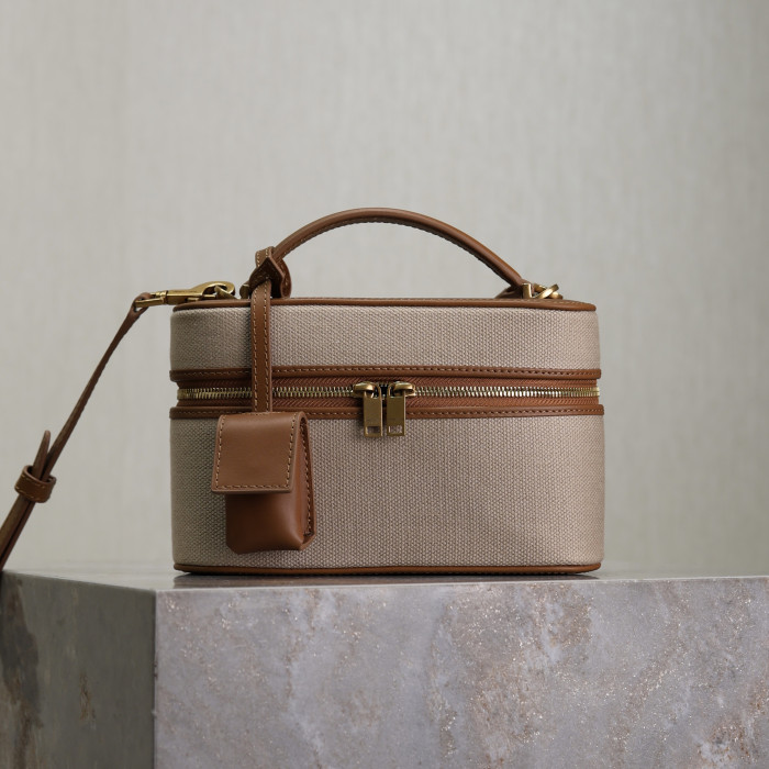 NIGO SAINT LAURENT GABY VANITY BAG Ladies Solid Color Detachable Adjustable Shoulder Strap Lambskin Shoulder Handbag Cosmetic Bag #nigo76574